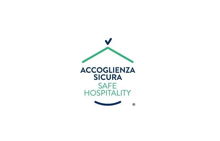 Bella & Restaurant With Private Dock For Mooring Boats Hotel San Felice del Benaco