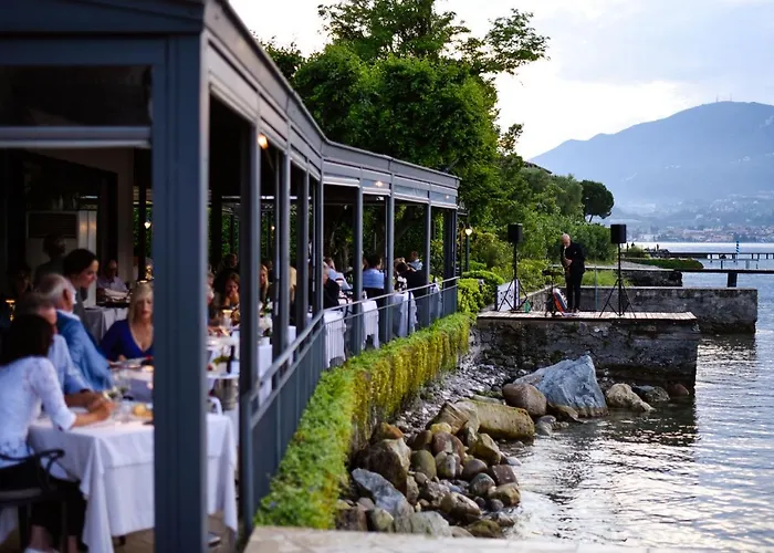 Hotel Bella & Restaurant With Private Dock For Mooring Boats 4*